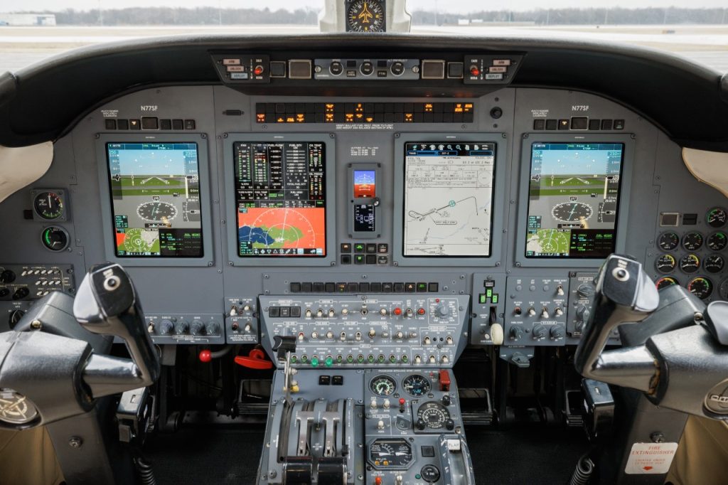 Toledo Jet Center Avionics