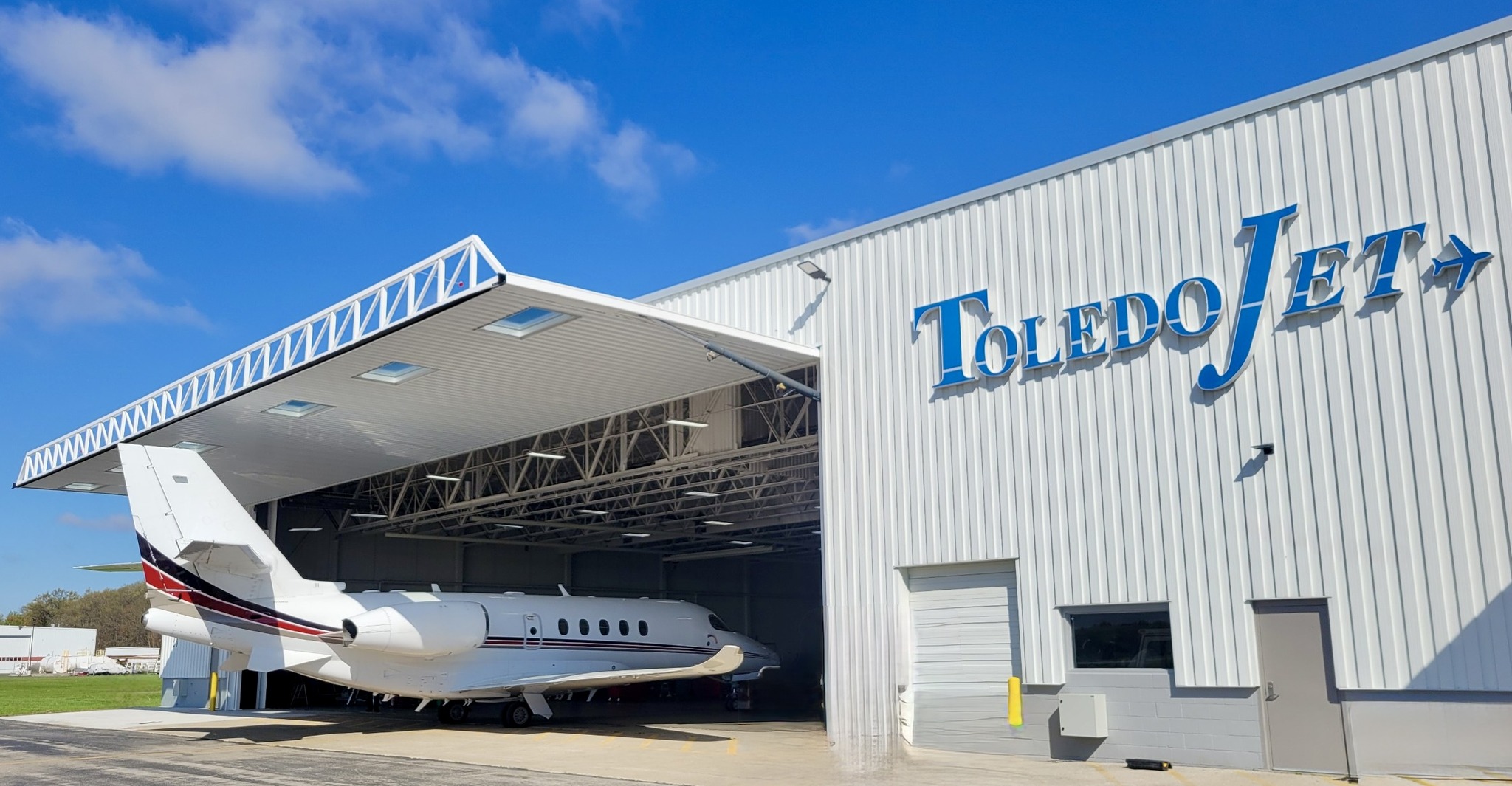 Toledo Jet Center hangar expansion